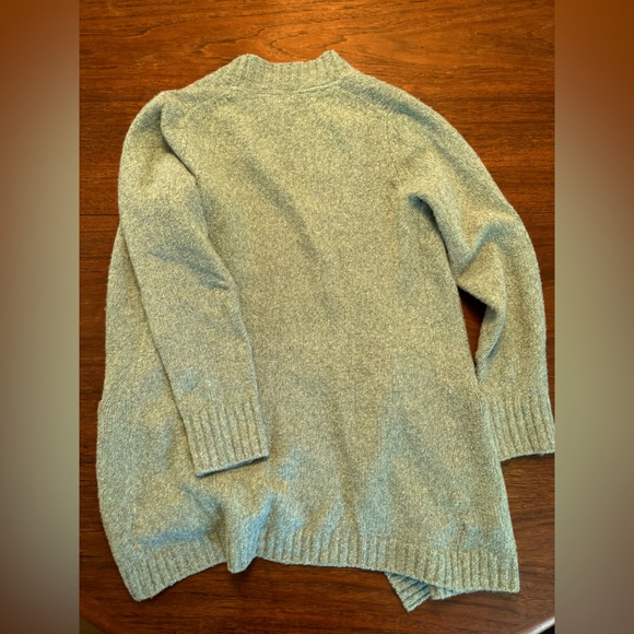 LL Bean Cardigan - Picture 2 of 5